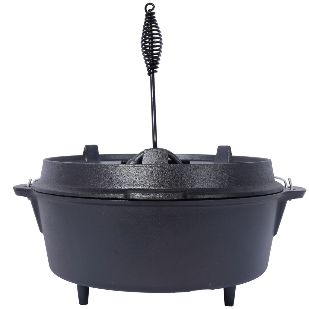 camping Dutch oven with legged griddle lid