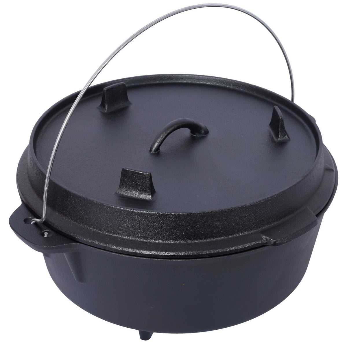outdoor Dutch oven for family camping