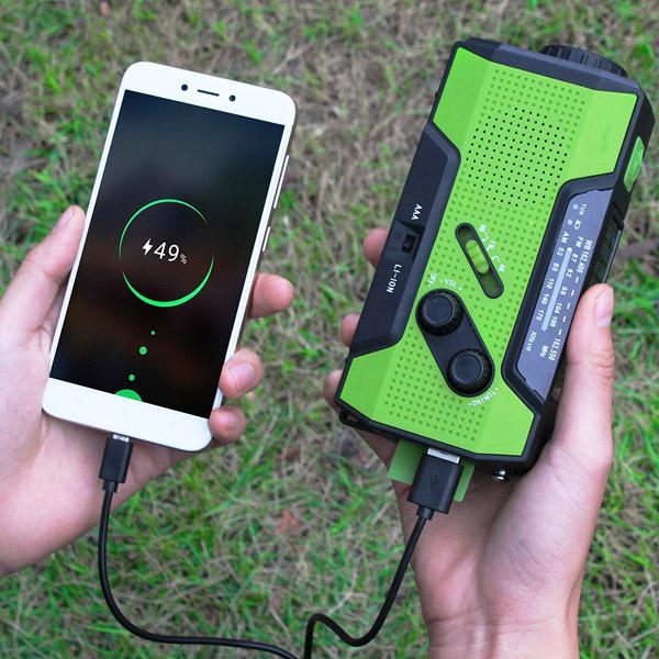 outdoor camping radio with solar charging
