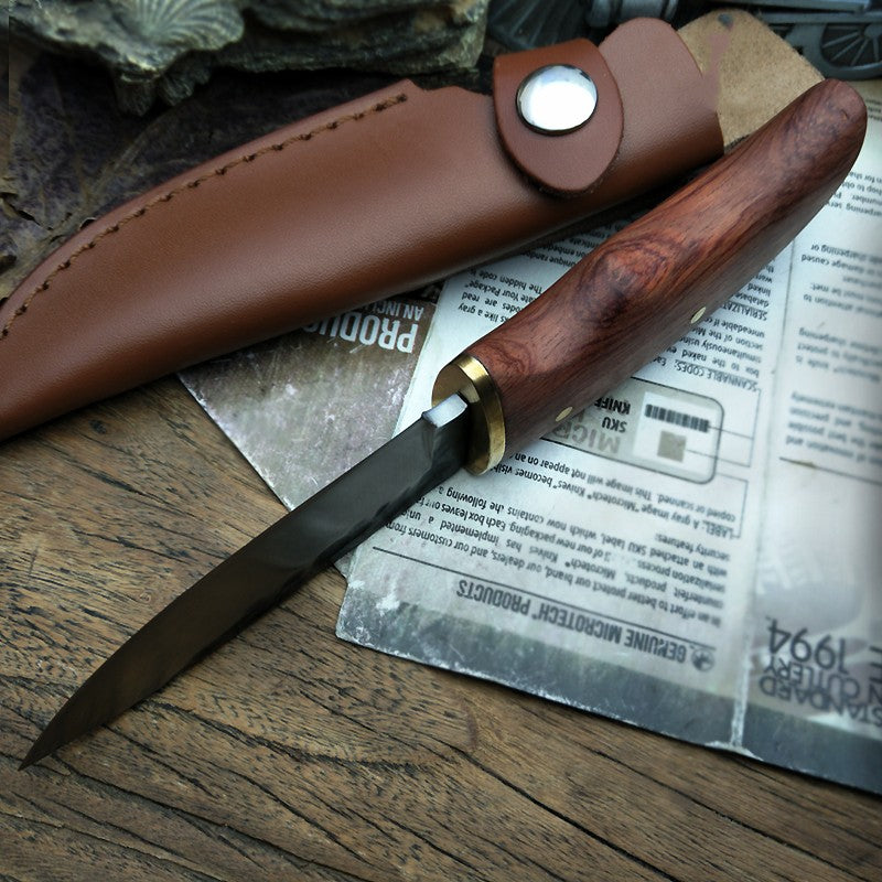 pocket knife for camping and hiking gear