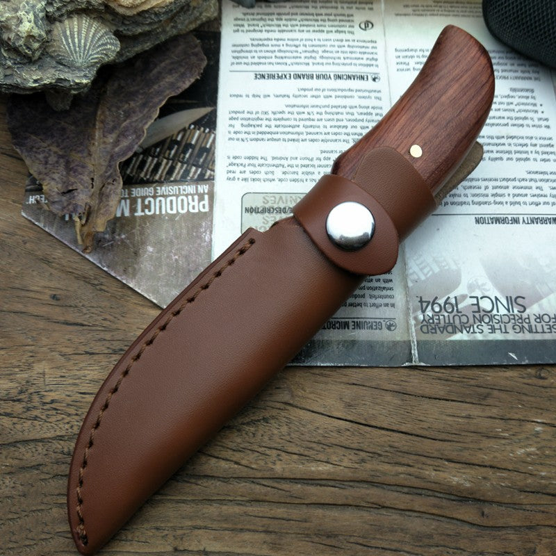 compact camping knife with 8cm blade