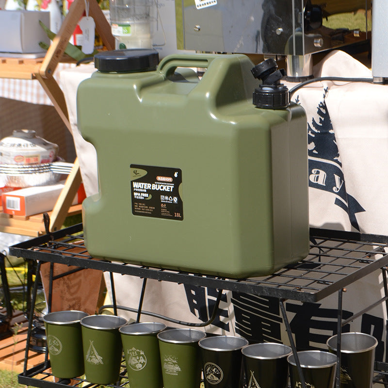square PE water container for camping